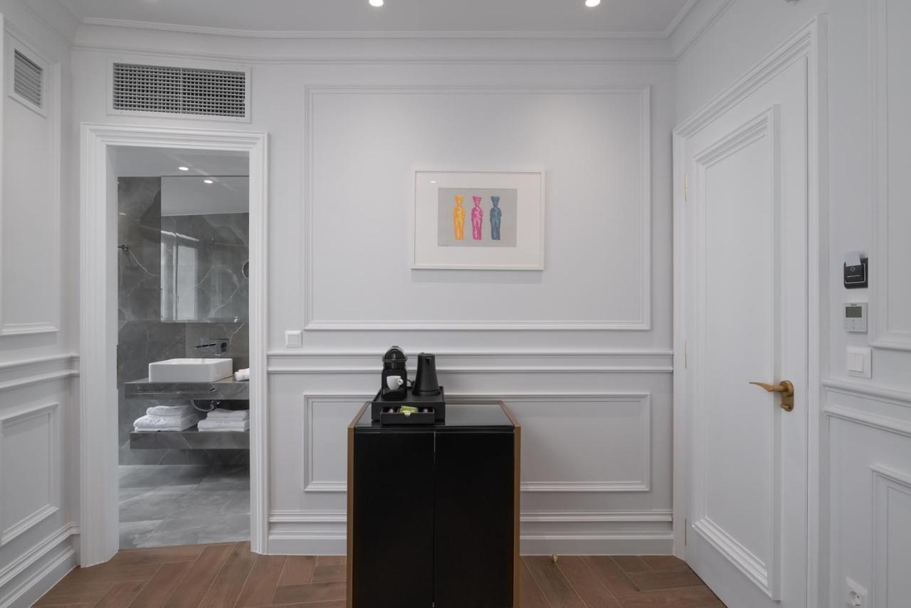 Praxitelous Luxury Suites Atény Exteriér fotografie